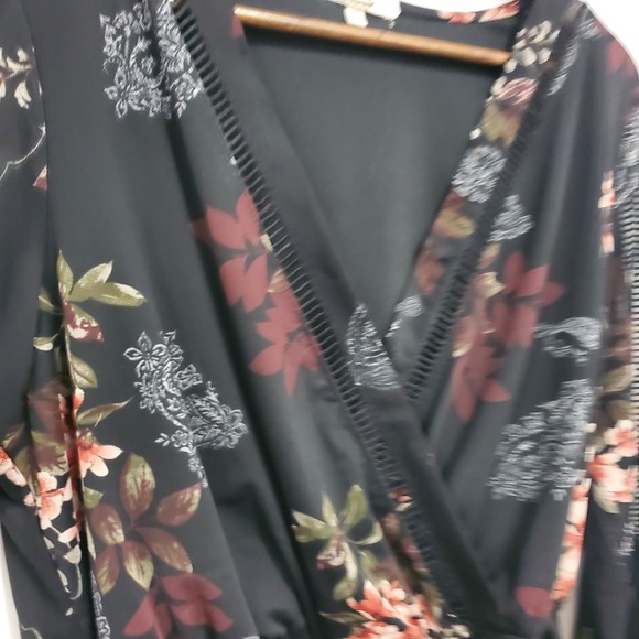 Gimmicks Bke Womens Y2K Dark Floral Whimsigoth Mesh Babydoll Top Size L Fairy - Picture 4 of 13